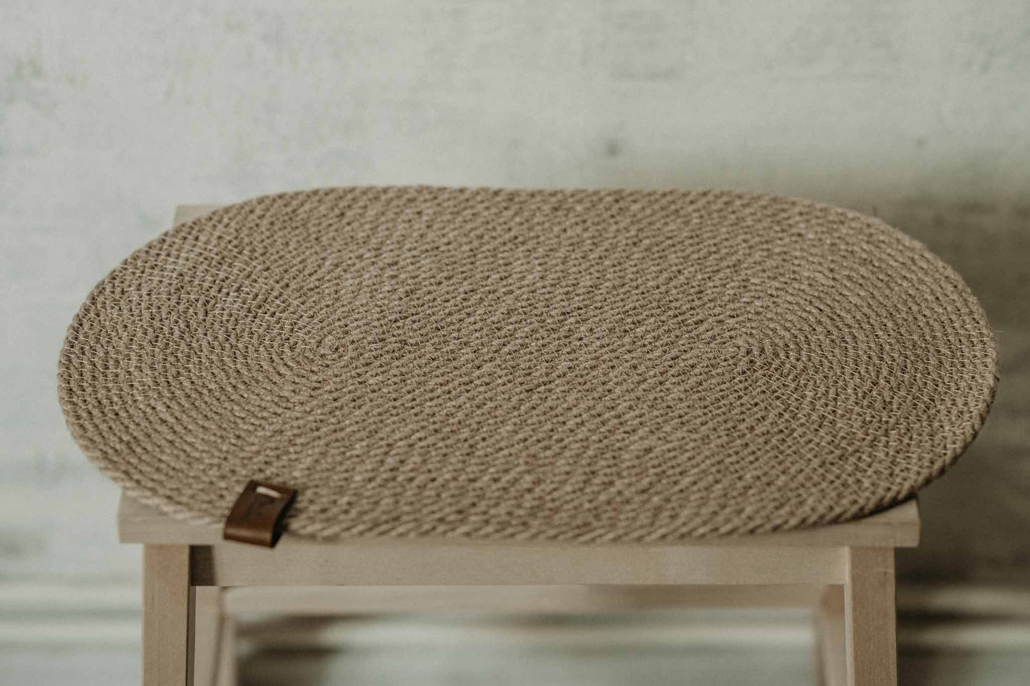 Natural jute mat for pet bowls