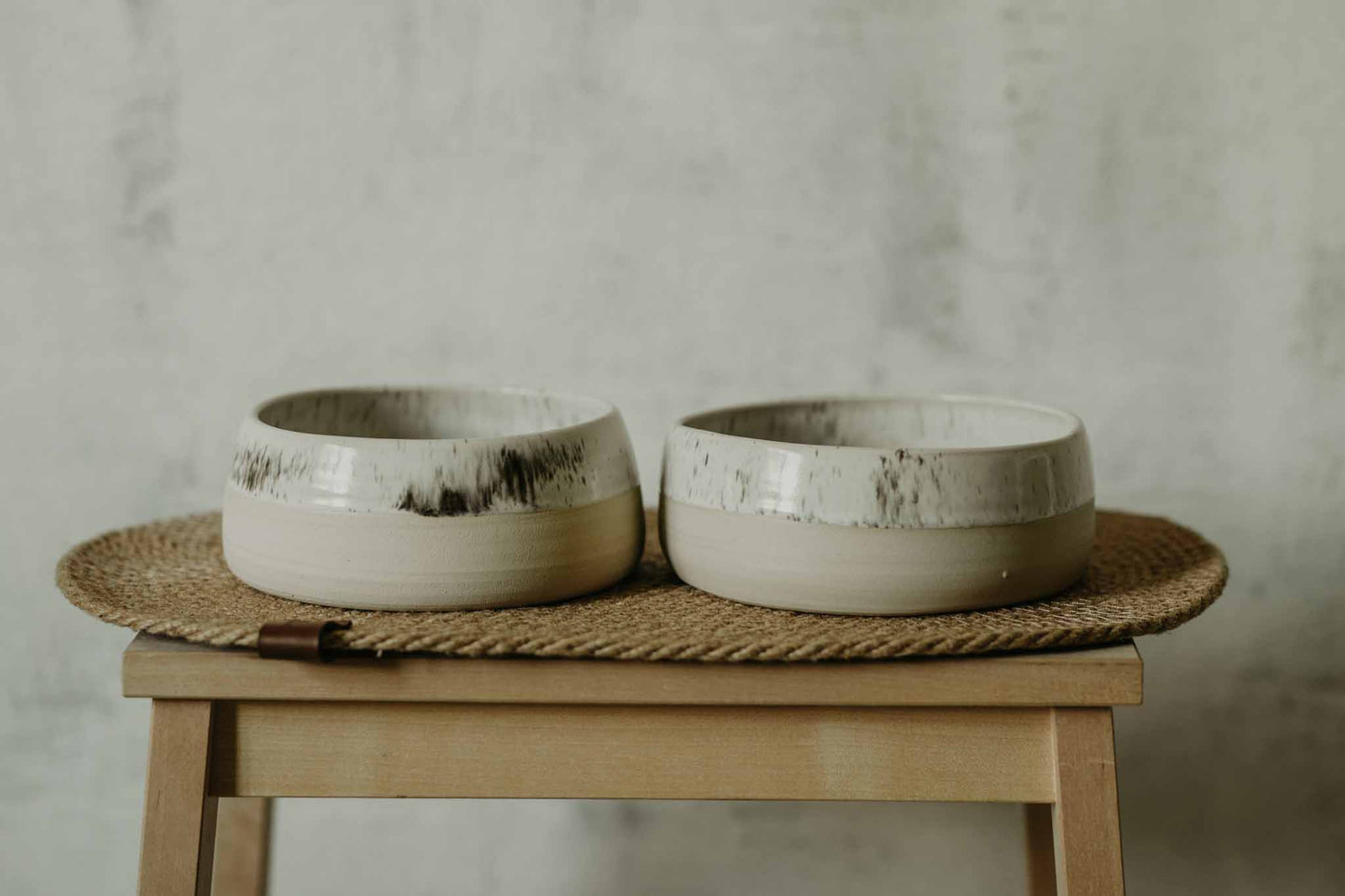 Two toned bowl set + jute bowl mat