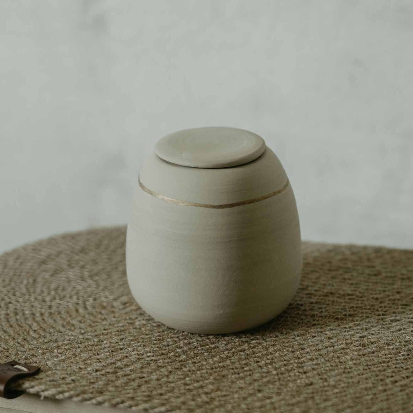 Cream white and gold pet urn. Ready to Ship. Small size (up to 9kg pets)