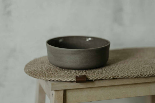 Grey dog bowl set + jute mat