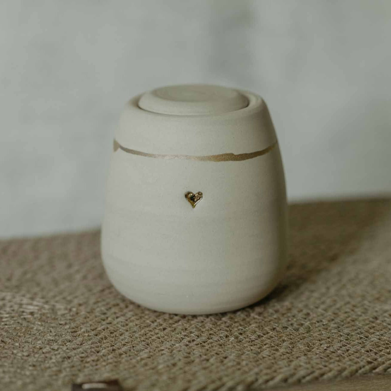 Ceramic pet urns for cats